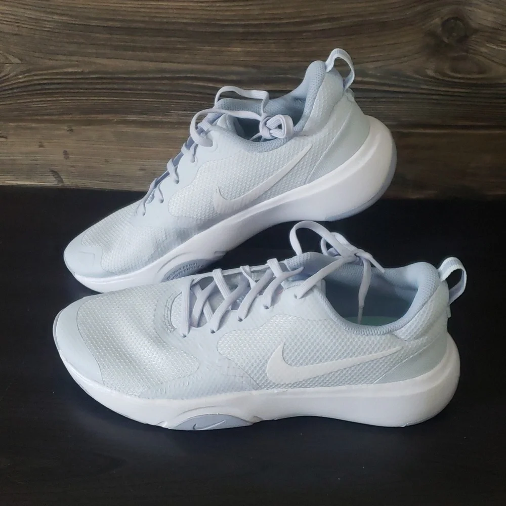 New Nike City Training‎ Light Blue Gray Sneakers Gym Workout Lightweight Shoes